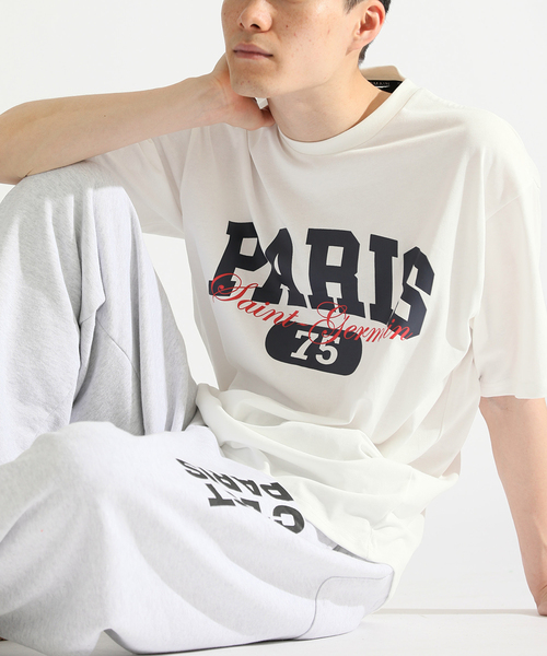 PARIS SAINT-GERMAIN(パリサンジェルマン)の「【Paris Saint-Germain / パリ・サン=ジェルマン】JP VIRSITY LOGO TEE(Tシャツ/カットソー・メンズ・ホワイト/ブラック・MEDIUM/SMALL/X-LARGE/LARGE)」の2枚目の写真