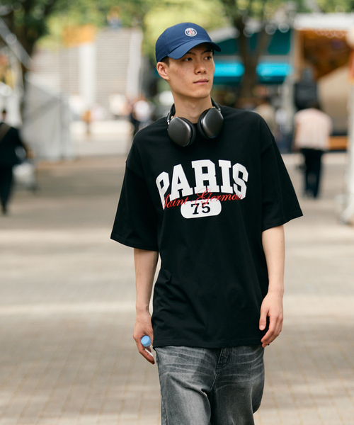 PARIS SAINT-GERMAIN(パリサンジェルマン)の「【Paris Saint-Germain / パリ・サン=ジェルマン】JP VIRSITY LOGO TEE(Tシャツ/カットソー・メンズ・ホワイト/ブラック・MEDIUM/SMALL/X-LARGE/LARGE)」の1枚目の写真