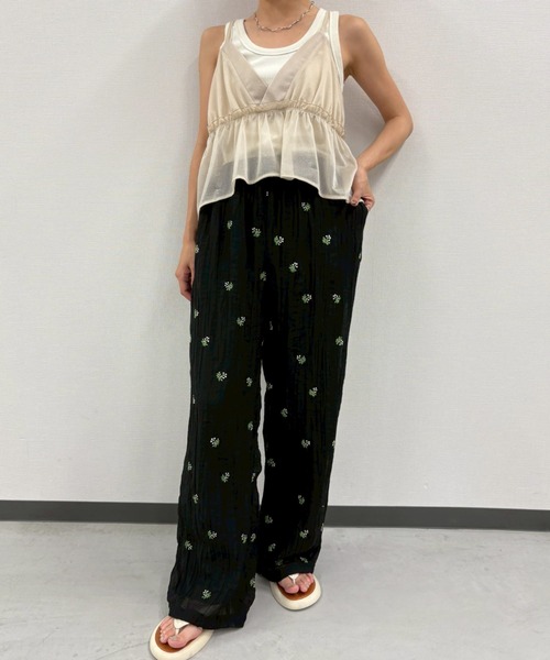 Unitage(ユニテージ)の「フラワー刺繍イージーパンツ(その他パンツ・レディース・アイボリー/ブラック・FREE)」の22枚目の写真