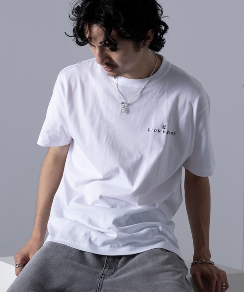 LION HEART(ライオンハート)の「【LION HEART】別注 ワンポイント刺繍 クルーネック 半袖 Tシャツ(Tシャツ/カットソー・メンズ・ホワイト/ブラック・S/M/L)」の18枚目の写真