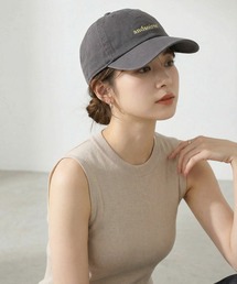 ＆soiree（アンドソワレ）の「&soiree 刺繍ロゴキャップ（プレーン・ピグメント）（キャップ）」