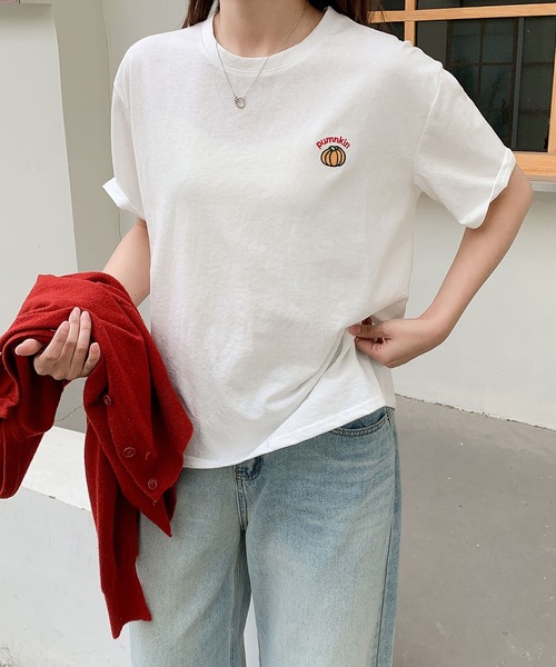 LOWO(ロワ)の「綿混ワンポイント刺繍Tシャツ カットソー(Tシャツ/カットソー・レディース・グレー/ライトグレー/ホワイト・FREE)」の2枚目の写真