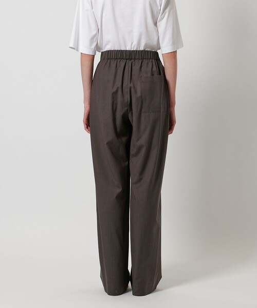 LOEFF(ロエフ)の「<LOEFF>トロピカルウール ハーレムパンツ(その他パンツ・レディース・ブラック/ブラウン・0/1)」の10枚目の写真