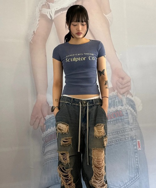 SCULPTOR(スカルプター)の「Archive Pigment Baby Tee(Tシャツ/カットソー・レディース・ブラウン/ピンク/ブルー/アイボリー・SMALL/LARGE/X-SMALL/MEDIUM)」の17枚目の写真