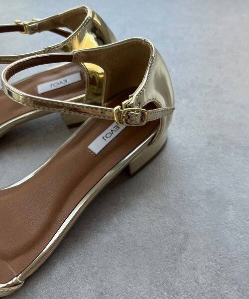 DouDou（ドゥドゥ）の「スクエアストラップサンダル（ブーツ・レディース・シルバー/ブラック/ゴールド・23cm/23.5cm/24cm）」の15枚目の写真