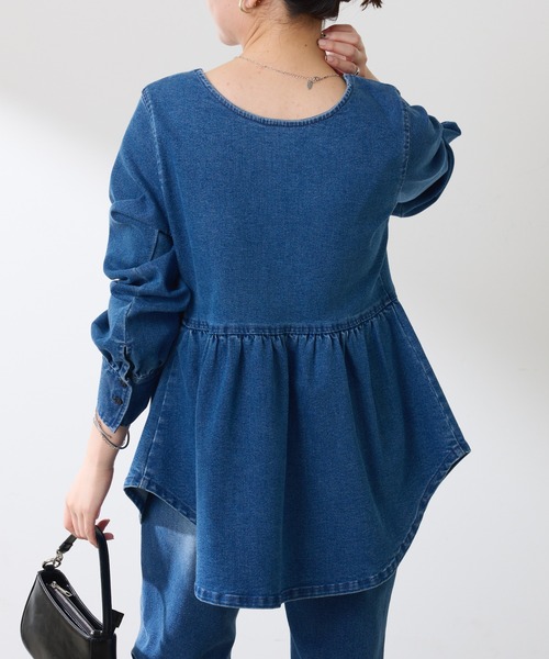 COLLAGE GALLARDAGALANTE（コラージュガリャルダガランテ）の「Q.anos/2WAYデニムチュニック（Tシャツ/カットソー・レディース・ブラック/ブルー・FREE）」の15枚目の写真
