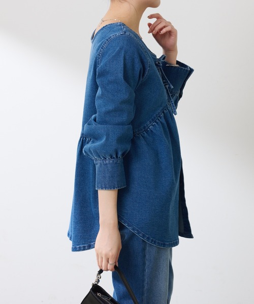 COLLAGE GALLARDAGALANTE（コラージュガリャルダガランテ）の「Q.anos/2WAYデニムチュニック（Tシャツ/カットソー・レディース・ブラック/ブルー・FREE）」の16枚目の写真