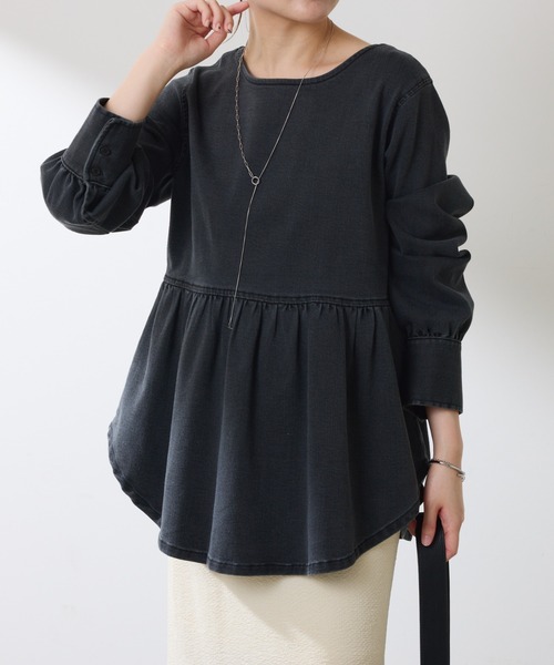 COLLAGE GALLARDAGALANTE（コラージュガリャルダガランテ）の「Q.anos/2WAYデニムチュニック（Tシャツ/カットソー・レディース・ブラック/ブルー・FREE）」の4枚目の写真