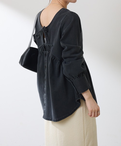 COLLAGE GALLARDAGALANTE（コラージュガリャルダガランテ）の「Q.anos/2WAYデニムチュニック（Tシャツ/カットソー・レディース・ブラック/ブルー・FREE）」の7枚目の写真