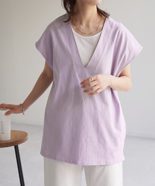 HUG.U（ハグユー）の「深Vネックカットソーベスト（Tシャツ/カットソー・レディース・ホワイト/ブラック/ラベンダー/ダークグレー/グレイッシュベージュ・M/L）」の12枚目の写真
