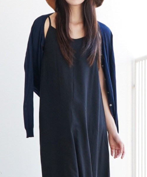 gossip!ロサンゼルス(ゴシップロサンゼルス)の「シンプルフレア キャミソールワンピース(ワンピース・レディース・ブラック/オフホワイト・M/L)」の12枚目の写真