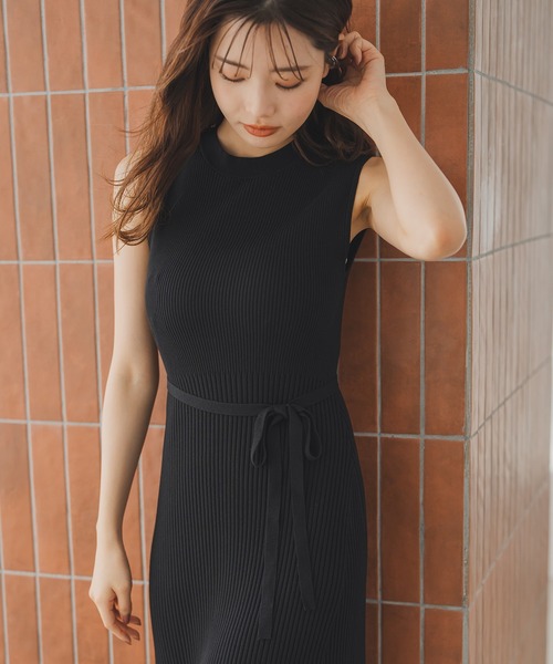 MISCH MASCH(ミッシュマッシュ)の「セミフレアリブニットワンピース(ワンピース・レディース・ブラック/ブラウン・フリ-)」の5枚目の写真