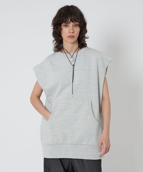 ASTRAET（アストラット）の「＜ASTRAET＞ウラケ クルーネック ノースリーブスウェット UNISEX（スウェット・レディース・ダークブラウン/ライトグレー・FREE）」の2枚目の写真