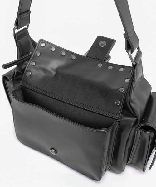 スタッズスクエアバッグ（ショルダーバッグ）｜PAGEBOY（ページボーイ