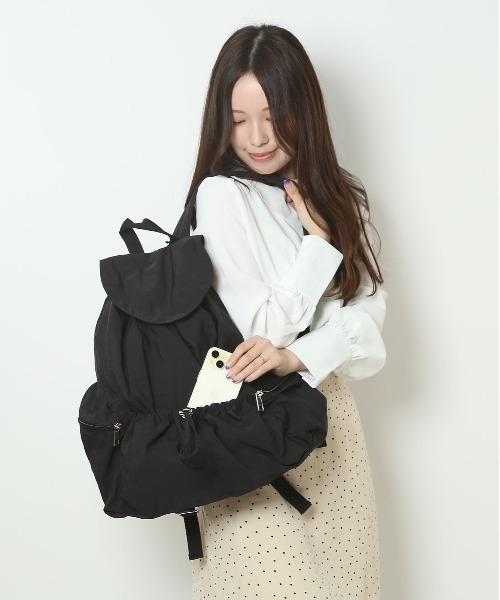 zucchero（ズッケロ）の「laporte di zucchero シワ加工リュック（バックパック/リュック・レディース・ブラック/アイボリー/ブルーグレー/ピンク・FREE）」の8枚目の写真
