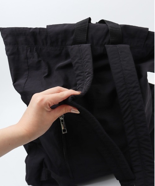 zucchero（ズッケロ）の「laporte di zucchero シワ加工リュック（バックパック/リュック・レディース・ブラック/アイボリー/ブルーグレー/ピンク・FREE）」の17枚目の写真