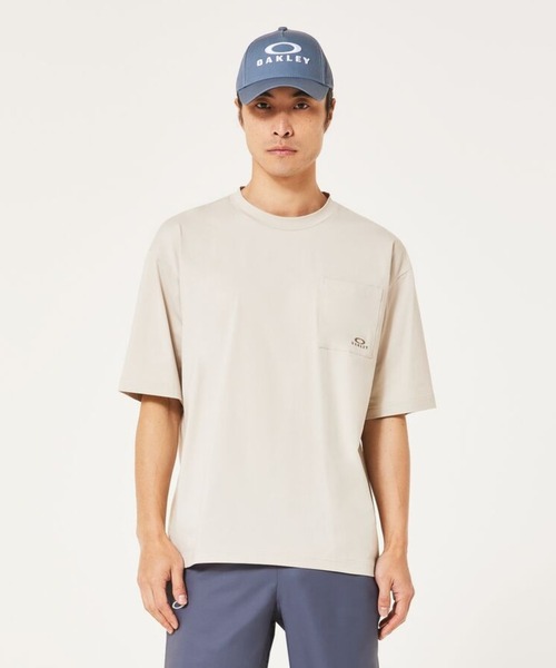 OAKLEY(オークリー)の「オークリー ENHANCE COOL COTTON TEE - RELAX/Tシャツ/吸汗速乾/接触冷感/スポーツ・トレーニング・カジュアル/OAKLEY(Tシャツ/カットソー・メンズ・ブラック/ベージュ/ホワイト/ネイビー・M/XL/L/S/XS)」の3枚目の写真