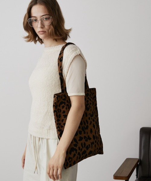 Auntie Rosa Holiday（アンティローザホリデー）の「レオパードシンプルトート（トートバッグ・レディース・ブラック/レオパード・FREE）」の8枚目の写真