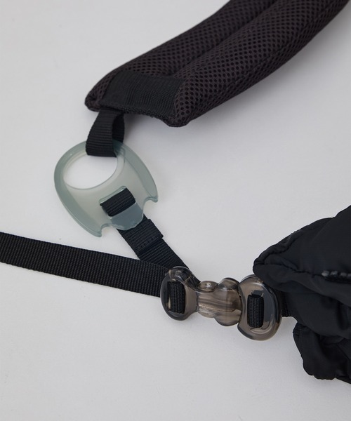 MIKIO SAKABE(ミキオ サカベ)の「【MIKIOSAKABE/ミキオサカベ】《STUDIOUS別注》別注 epi/ナイロンバッグ(ショルダーバッグ・レディース・ブラック/グレー・FREE)」の10枚目の写真