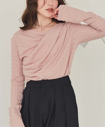 Tシャツ/カットソー（ピンク/桃色系・オフショルダー）ファッション