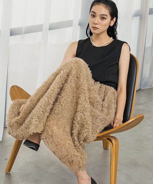 girl(ガール)の「ノースリーブトップス チュールボリュームスカート もこもこセットアップドレス 結婚式 パーティードレス オケージョンドレス お呼ばれ 二次会 成人式 同窓会 謝恩会 七五三(ドレス・レディース・チャコールグレー/ブラック/ベージュ×ブラック・S/M/L)」の11枚目の写真