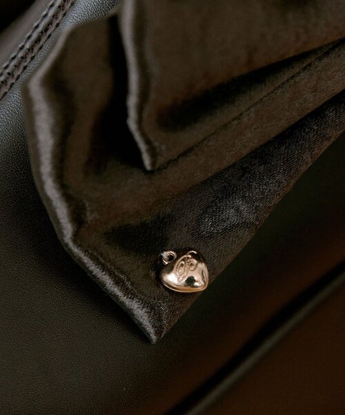 OLIVE des OLIVE（オリーブデオリーブ）の「【Belle Charme】リボン付きスクエアロングブーツ（ブーツ・レディース・ブラック/ブラウン・SMALL/MEDIUM/LARGE）」の17枚目の写真