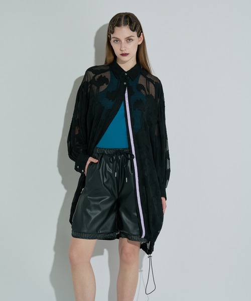 ANNA SUI NYC（アナ スイ エヌ ワイ シー）の「ジャガード配色シャツ（シャツ/ブラウス・レディース・ホワイト/ワイン/ブラック・FREE）」の2枚目の写真