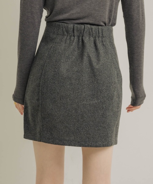 NEUNA（ヌナ）の「ウールライクコクーンミニスカート（スカート・レディース・ブラック/ブラウン/チャコールグレー・FREE）」の2枚目の写真