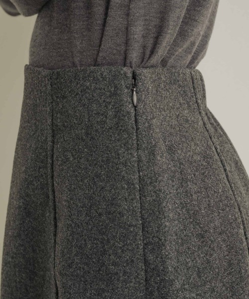 NEUNA（ヌナ）の「ウールライクコクーンミニスカート（スカート・レディース・ブラック/ブラウン/チャコールグレー・FREE）」の11枚目の写真