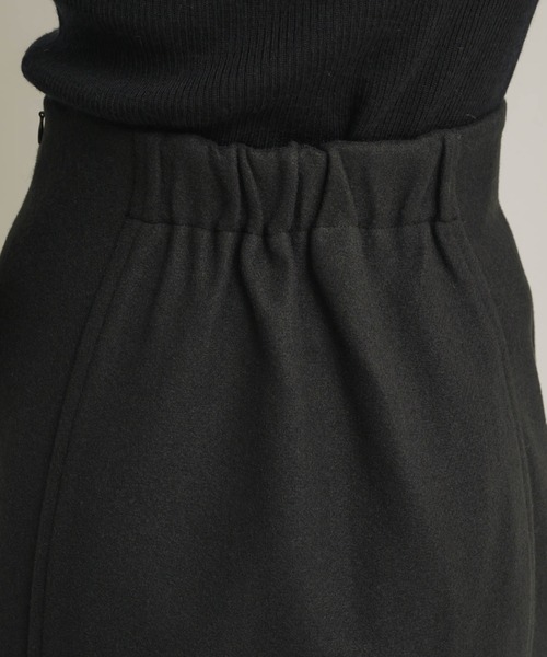 NEUNA（ヌナ）の「ウールライクコクーンミニスカート（スカート・レディース・ブラック/ブラウン/チャコールグレー・FREE）」の21枚目の写真