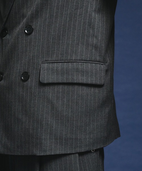 Adoon plain（アドーンプレーン）の「【セットアップ対応】　Eyelet-Detail Striped Tailored Jacket / ハトメデザインストライプテーラードジャケット（テーラードジャケット・メンズ・チャコールグレー/ブラック・LARGE/MEDIUM）」の22枚目の写真