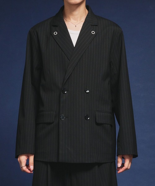 Adoon plain（アドーンプレーン）の「【セットアップ対応】　Eyelet-Detail Striped Tailored Jacket / ハトメデザインストライプテーラードジャケット（テーラードジャケット・メンズ・チャコールグレー/ブラック・LARGE/MEDIUM）」の15枚目の写真