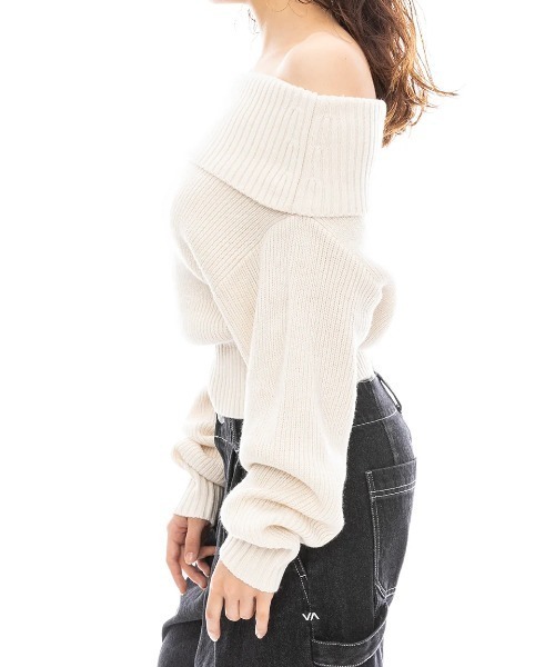 RVCA（ルーカ）の「【RVCA/ルーカ】24AW RVCA OFF SHOULDER KNIT/オフショルダーニット（ニット/セーター・レディース・ホワイト/ブラック/レッド・MEDIUM/SMALL）」の4枚目の写真