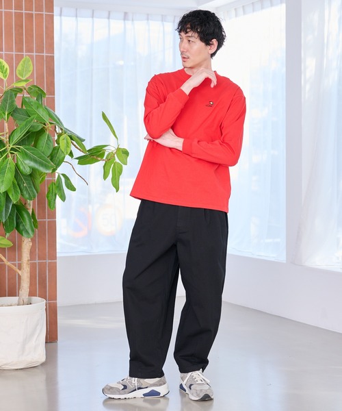 Arnold Palmer（アーノルドパーマー）の「バレルレッグ チノパンツ（チノパンツ・メンズ・ブラック/ベージュ・LL/L/M）」の5枚目の写真