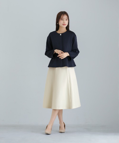 Emilyan(エミリアン)の「無敵のジャケット【洗える・UV CUT・ストレッチ・軽量・接触冷感】ハイストレッチダンボールニット・デザインボタン付ノーカラージャケット(ノーカラージャケット・レディース・ネイビー/ブラック/ライトベージュ・L/S/M)」の9枚目の写真