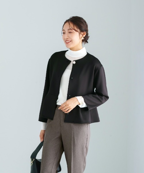 Emilyan(エミリアン)の「無敵のジャケット【洗える・UV CUT・ストレッチ・軽量・接触冷感】ハイストレッチダンボールニット・デザインボタン付ノーカラージャケット(ノーカラージャケット・レディース・ネイビー/ブラック/ライトベージュ・L/S/M)」の20枚目の写真