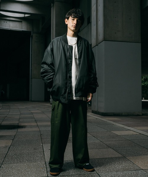Rocky Monroe（ロッキーモンロー）の「ポリDEWSPO オーバーサイズMA-1フライトジャケット/ミリタリーブルゾン（MA-1・メンズ・カーキ/ネイビー/ブラック・M/XL/L）」の8枚目の写真