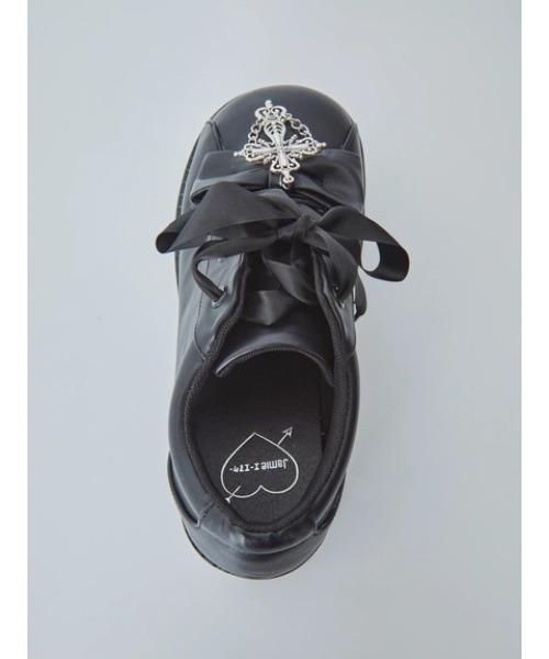 Jamie エーエヌケー（ジェイミーエーエヌケー）の「クロスモチーフスニーカー（スニーカー・レディース・ブラック・L/M）」の2枚目の写真