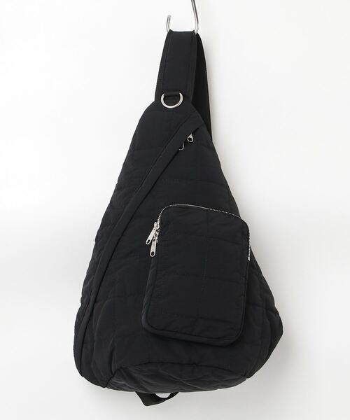 ADAM PATEK（アダムパテック）の「【ADAMPATEK/アダムパテック】square quilt sling bag スクエアキルトバッグ（バックパック/リュック・メンズ・グレー/ブラック・FREE）」の2枚目の写真