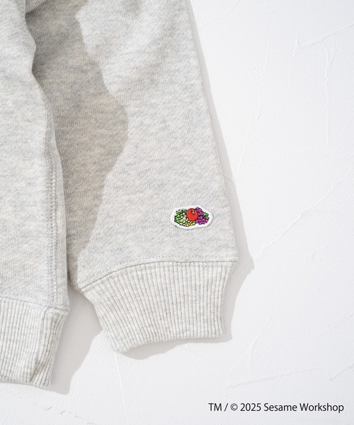 FRUIT OF THE LOOM(フルーツオブザルーム)の「【FRUIT OF THE LOOM】長袖スウェット② / キッズ / セサミストリート / コラボプリント / キャラクター(スウェット・キッズ・パープル/杢グレー・130cm/150cm/110cm)」の4枚目の写真
