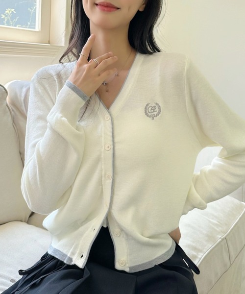 Ada.(エイダ)の「Vネック パイピング デザイン カーディガン(カーディガン/ボレロ・レディース・レッド/ブラウン/ブラック/オフホワイト・FREE)」の16枚目の写真