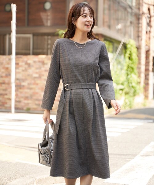 ikka(イッカ)の「カットジャガードワンピース(ワンピース・レディース・ブラック/ブラウン・S/M/L)」の3枚目の写真