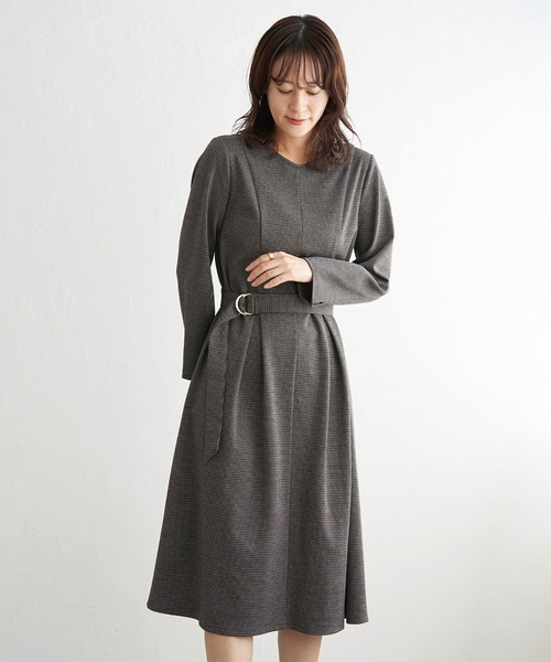 ikka(イッカ)の「カットジャガードワンピース(ワンピース・レディース・ブラック/ブラウン・S/M/L)」の7枚目の写真