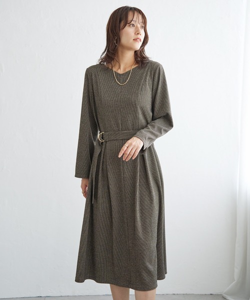 ikka(イッカ)の「カットジャガードワンピース(ワンピース・レディース・ブラック/ブラウン・S/M/L)」の16枚目の写真