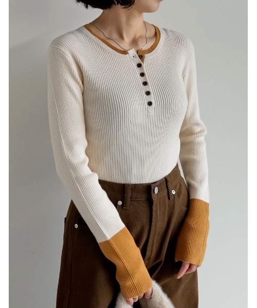 配色レイヤードライクヘンリーネックニットトップス（ニット/セーター
