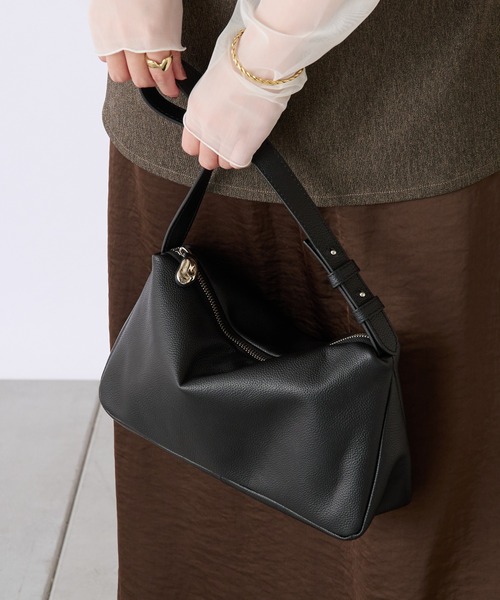 gemeil（ジェムイル）の「スクエアワンショルダーバッグ/gemeilコラボ（ショルダーバッグ・レディース・ブラック系その他2・FREE）」の4枚目の写真