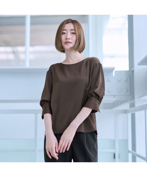 AOYAMA(アオヤマ)の「五分袖 サテンバルーンスリーブブラウス(シャツ/ブラウス・レディース・ブルー/ブラウン・LL/L/M)」の5枚目の写真