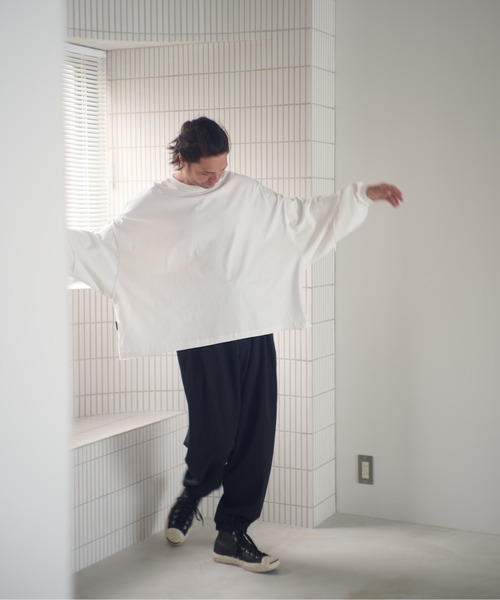ADAM PATEK(アダムパテック)の「ADAMPATEK/wide boxcut layered long sleeve/ワイドボックスシルエットフェイクレイヤードロンT(Tシャツ/カットソー・メンズ・ブラック/ホワイト・1/2)」の6枚目の写真