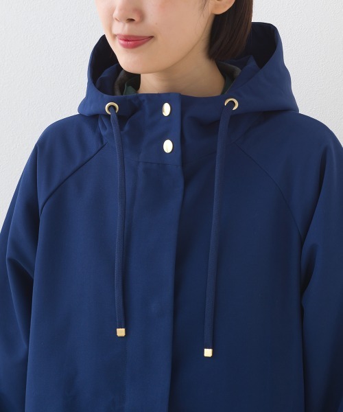 OMNES（オムネス）の「撥水加工マウンテンパーカーロングコート（テーラードジャケット・レディース・ベージュ/ネイビー/ブラック/カーキ・FREE）」の5枚目の写真
