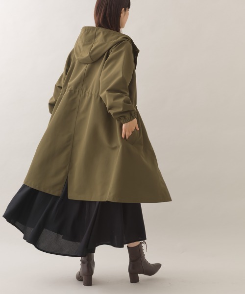 OMNES（オムネス）の「撥水加工マウンテンパーカーロングコート（テーラードジャケット・レディース・ベージュ/ネイビー/ブラック/カーキ・FREE）」の16枚目の写真
